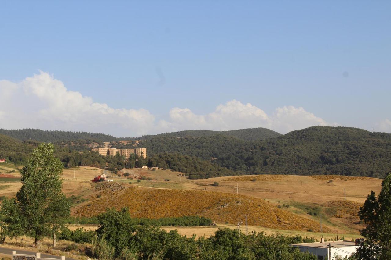 La Chevre De Monsieur Seguin Hotel Ifrane  Eksteriør billede